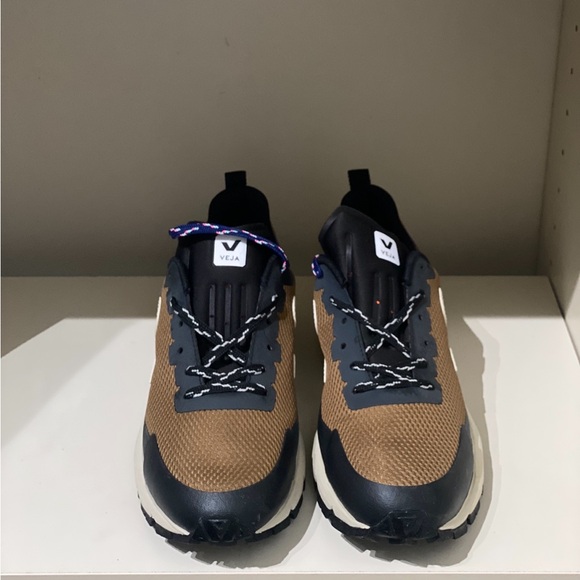 Veja DEKKAN ALVEOMESH TENT
PIERRE PURPLE w/ 2 colors of laces US 9 NIB - Picture 7 of 16